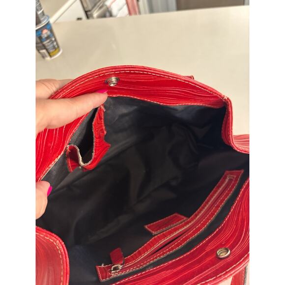 Abaco Paris Textured Oval Red Shoulder Bag - Picture 6 of 13